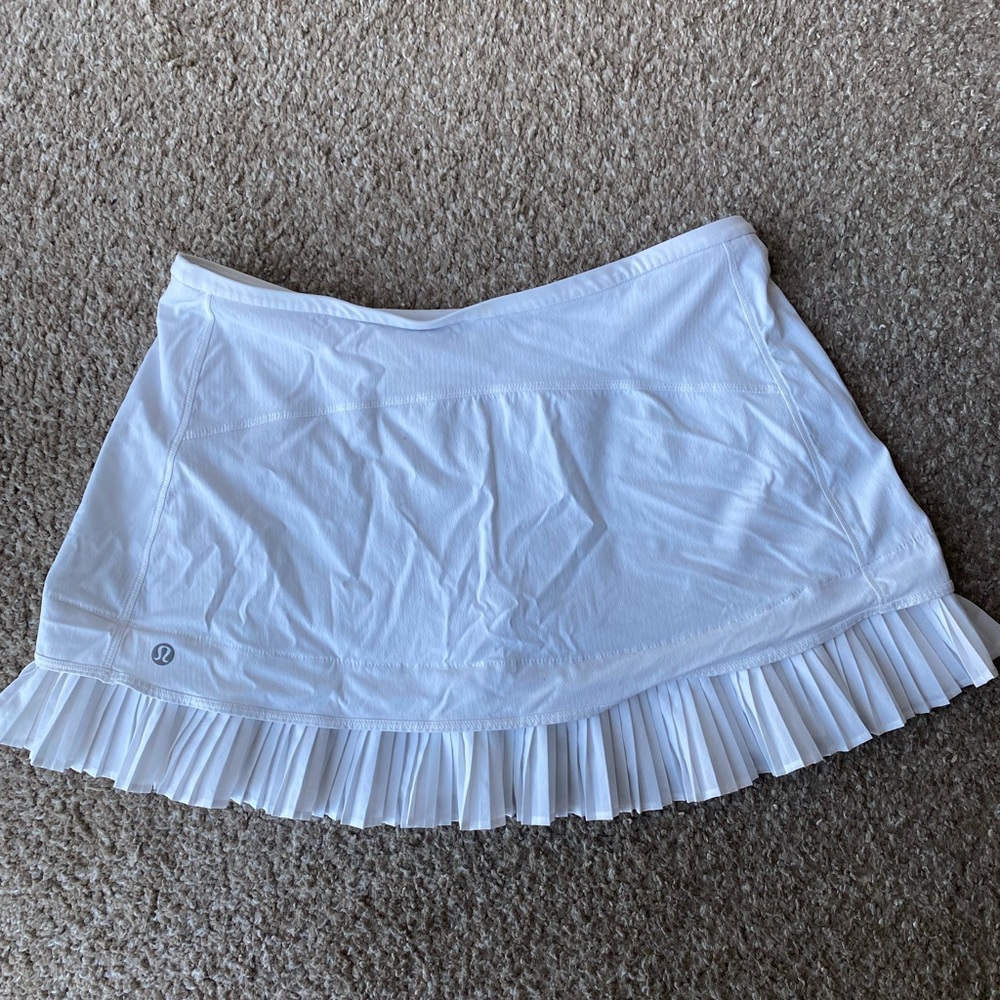lululemon athletica White Pleated Women's Skirt